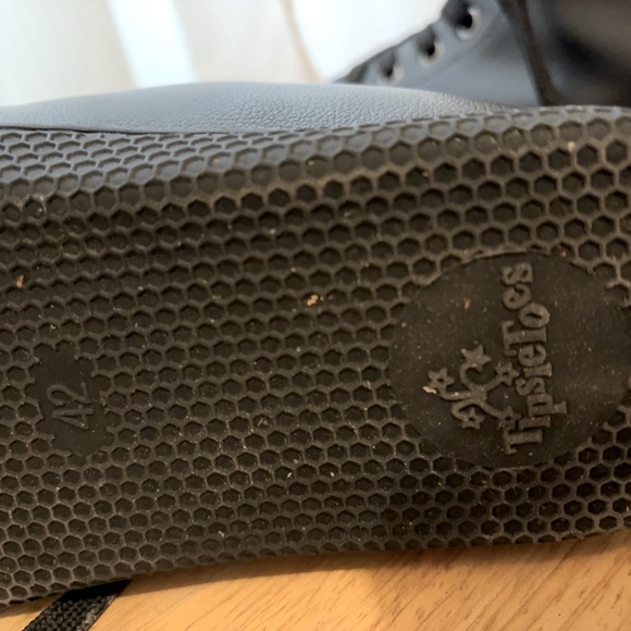 TipsieToes Barefoot leather boots. - Picture 3 of 4